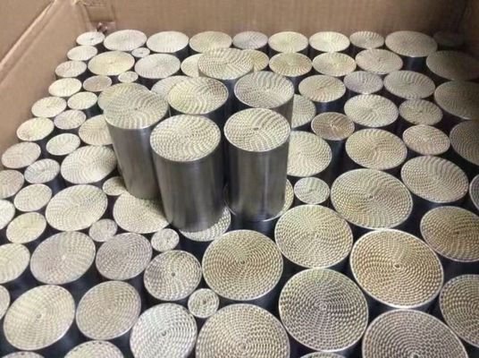 Купить Трехсторонний каталитический преобразователь с высокой нагрузкой катализатора с стандартом разряда Евро III и кордиеритом + материалом SUS409 Производство в сети