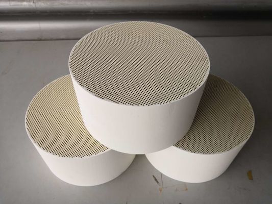 Купить Низкое обратное давление катализатор DPF с низким падением давления и высокой скоростью потока для дизельного контроля выбросов Производство в сети