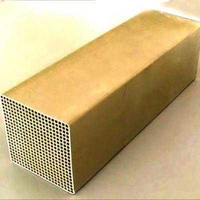 Купить Плотность клеток глинозема поддержки катализатора сота штрангпресса 300 400 600 Производство в сети